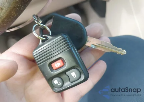 2004 Ford Expedition Nbx/Xlt z USA, uszkodzony, nr VIN 1FMPU16LX4LA30147